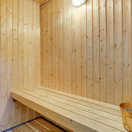Hébergement de vacances Maison Confortable À Sjølund Avec Sauna Sjolund